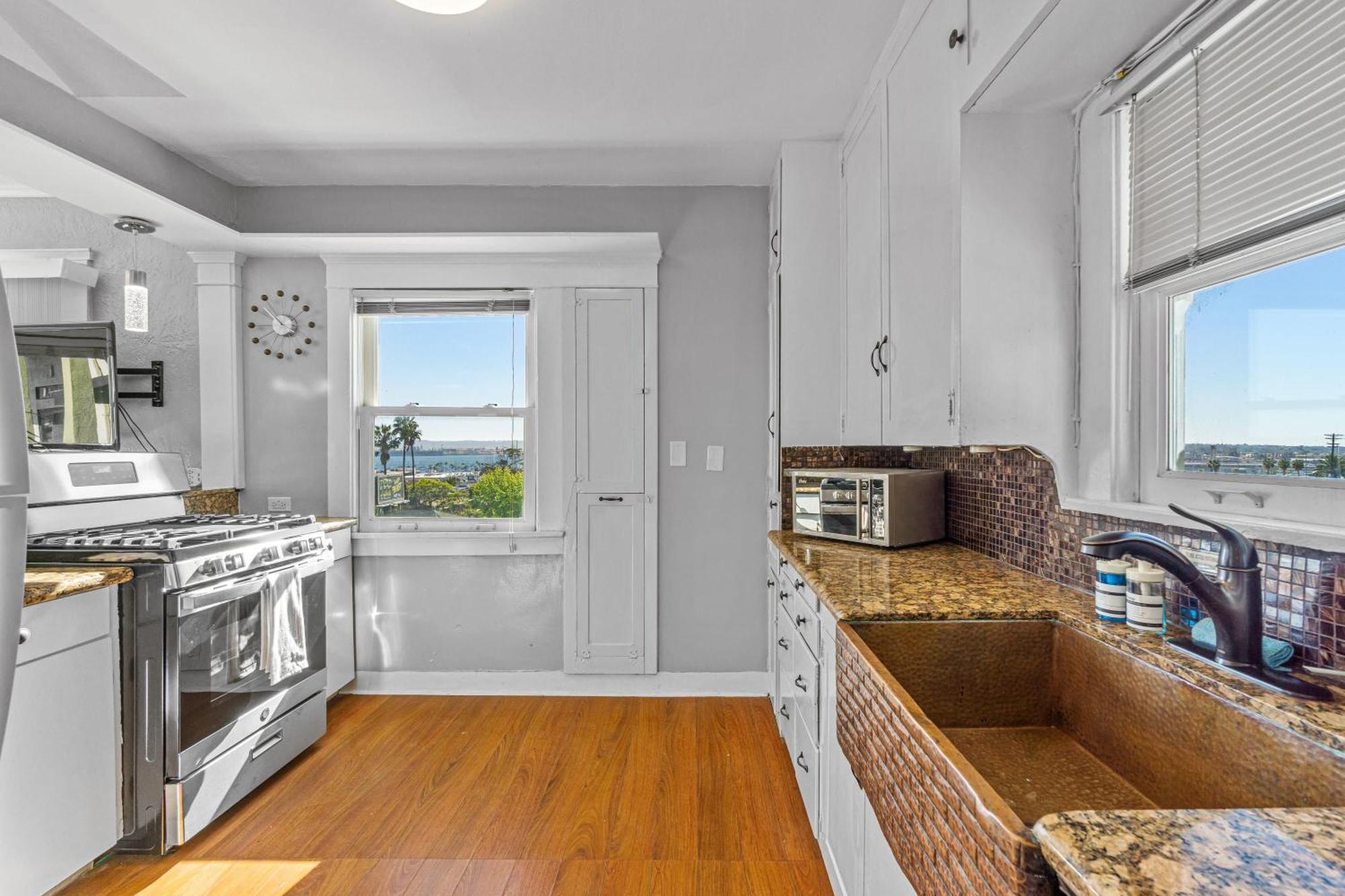 Bankers Hill Hideaway With Ac Views And Parking Lägenhet San Diego Exteriör bild